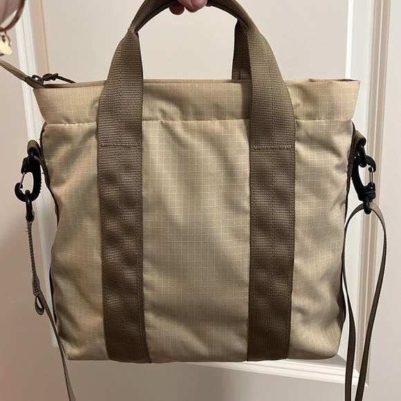Dakine Jinx Mini Tote - Picture 5 of 5